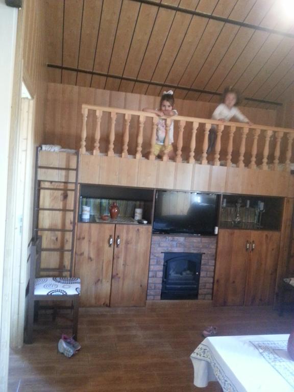 Bungalow Perotonar Ideal Para Familia Con Ninos Ла Пуебла де Касая Екстериор снимка